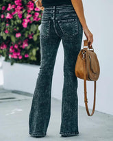 Vintage Jeans mit hoher Taille und weitem Bein